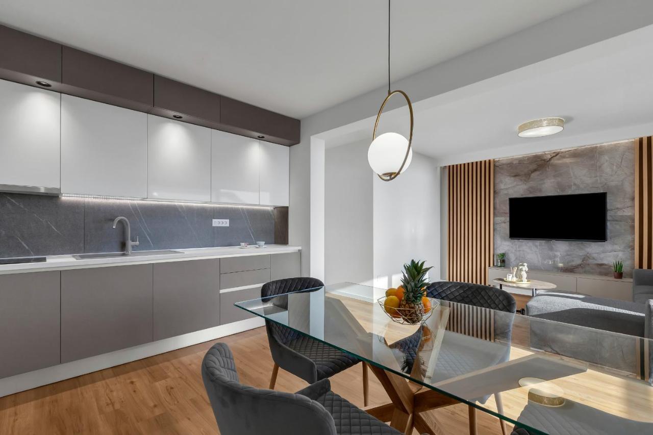 5-6 Luxury Apartments L&L Tucepi - 100M From The Beach - Makarska Exklusiv Ngoại thất bức ảnh